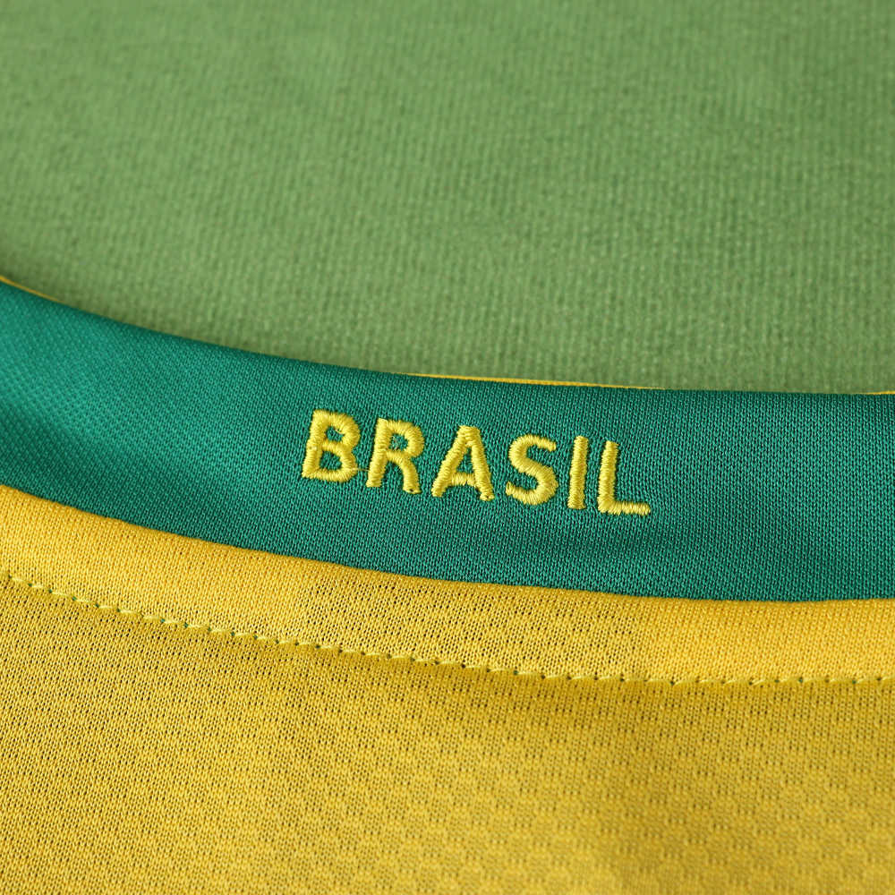 2006 season Brazil home retro Fan version