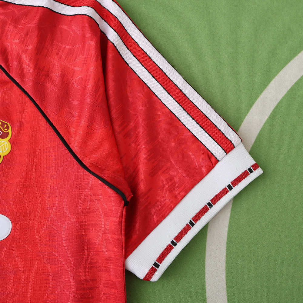 9092 season Manchester United F.C. home retro Fan version
