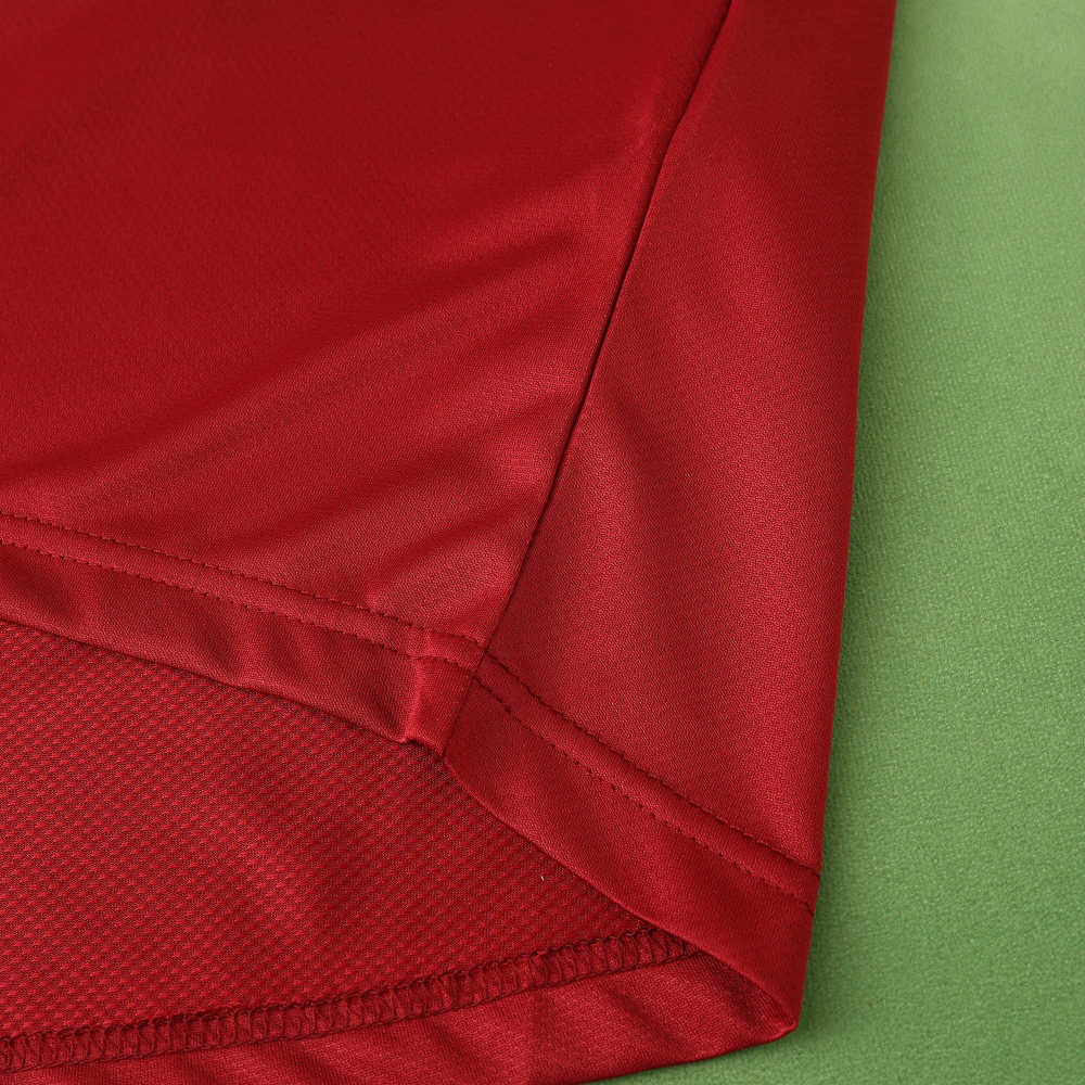 2006 season Portugal home retro Fan version