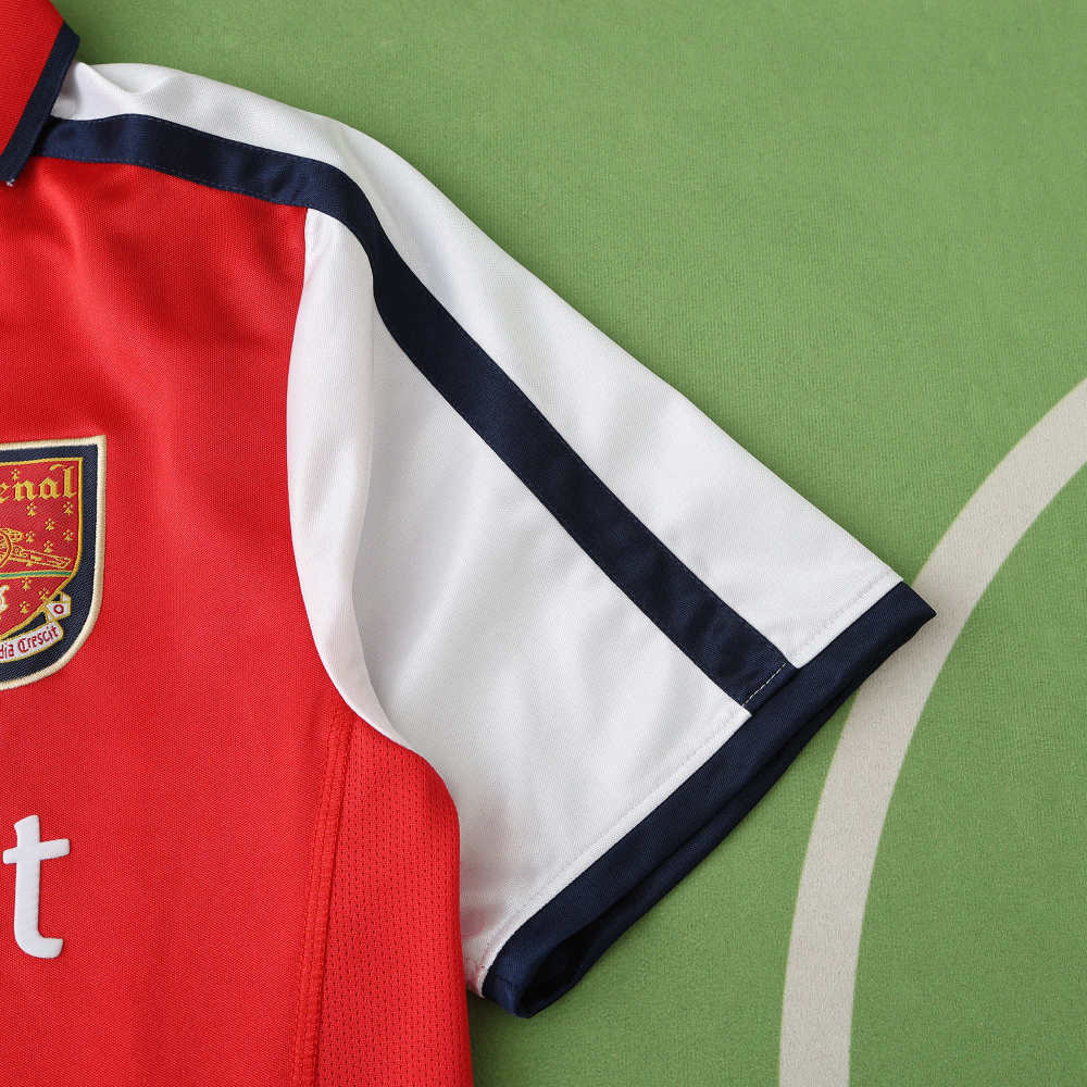 0102 season Arsenal F.C. home retro Fan version