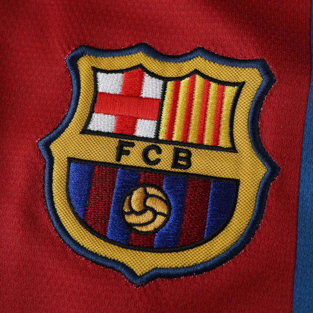 0607 season FC Barcelona / Barça home retro Fan version