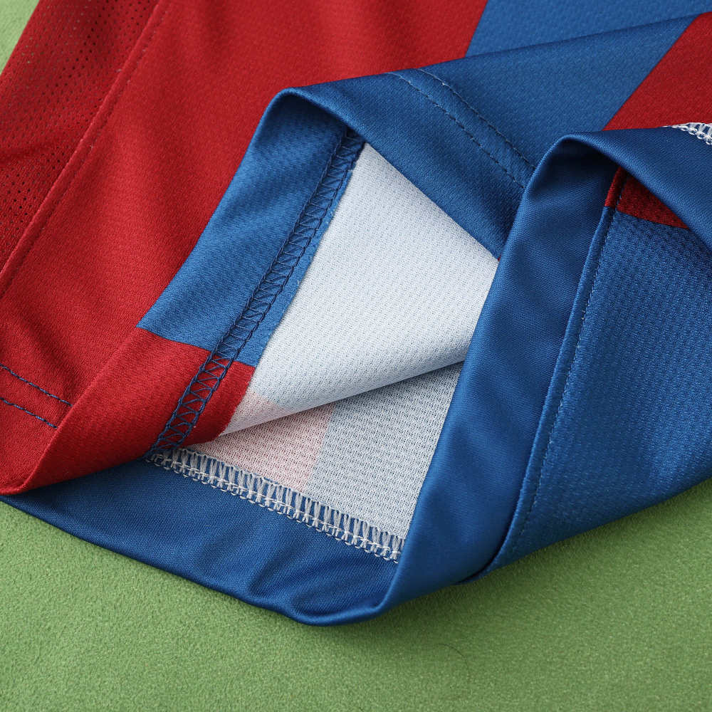 0607 season FC Barcelona / Barça home retro Fan version