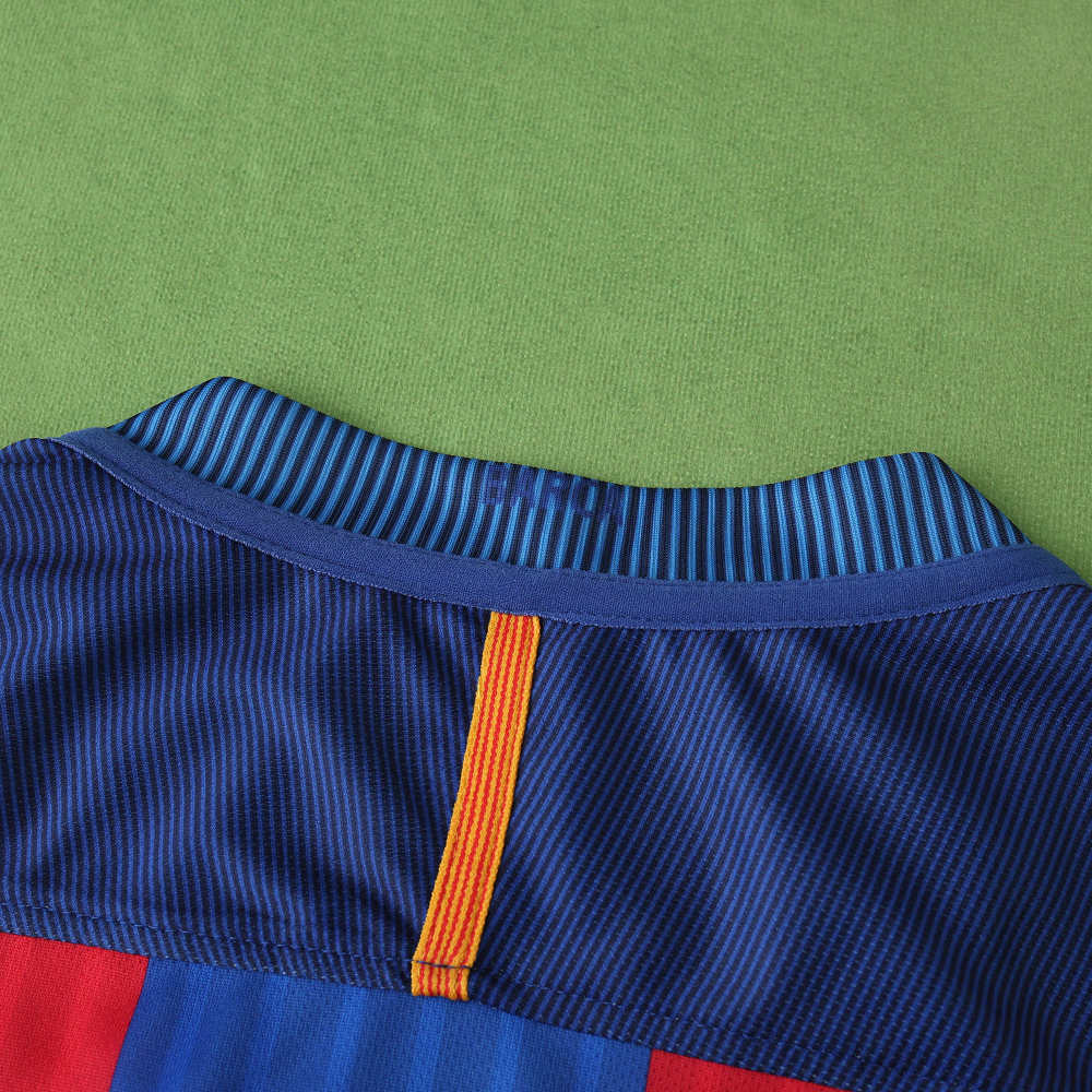 1617 season FC Barcelona / Barça home retro Fan version