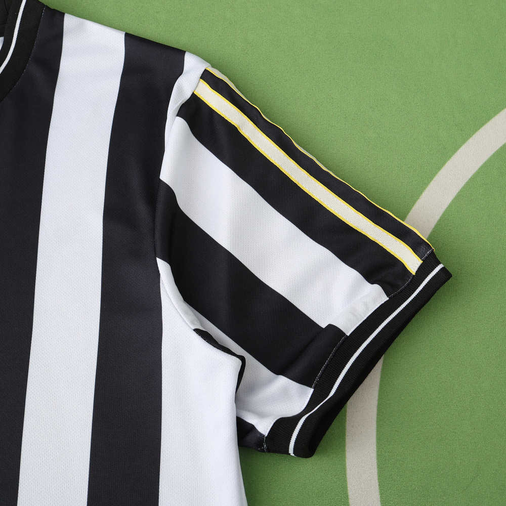 9799 season Newcastle United F.C. home retro Fan version