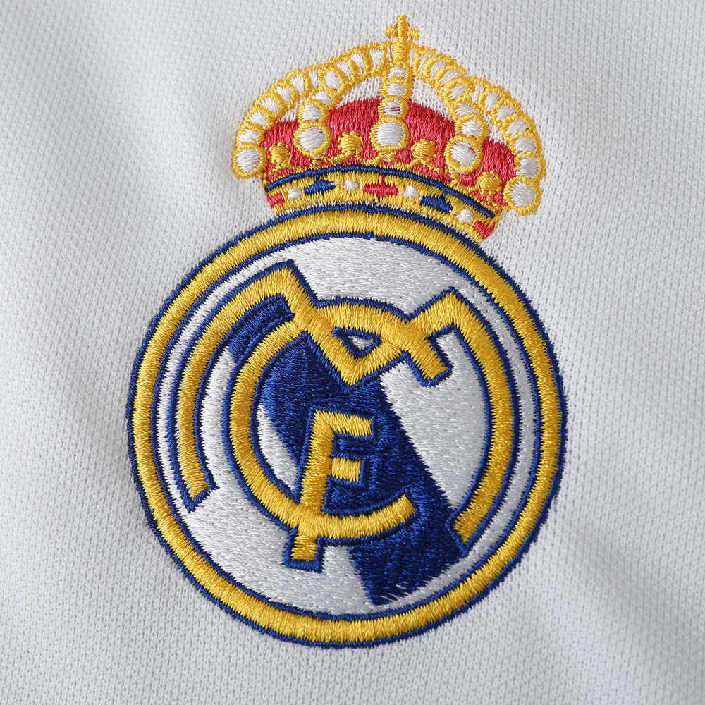 2006 season Real Madrid CF home retro Fan version