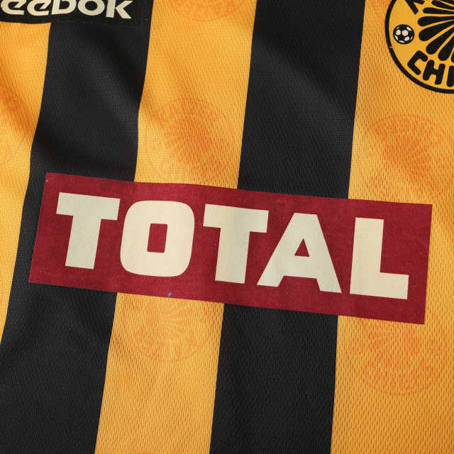 2425 season KaizerChiefsFC home retro Fan version
