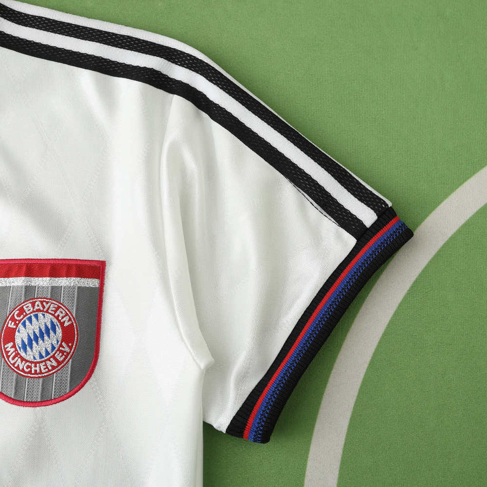 9798 season Fußball-Club Bayern München away retro Fan version