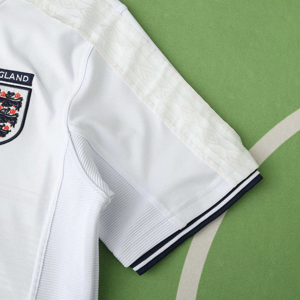 9901 season England home retro Fan version