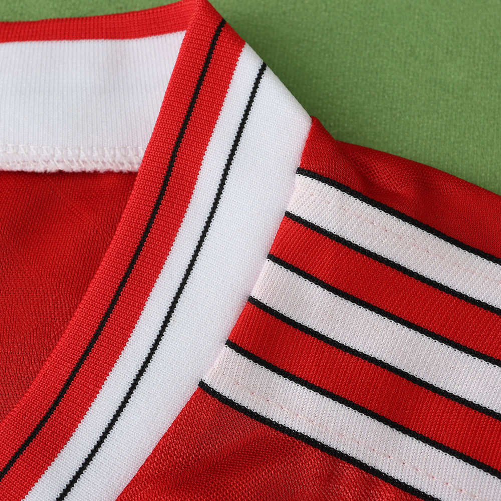 1984 season Manchester United F.C. home retro Fan version