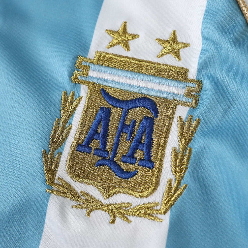 2006 season Argentina home retro Fan version