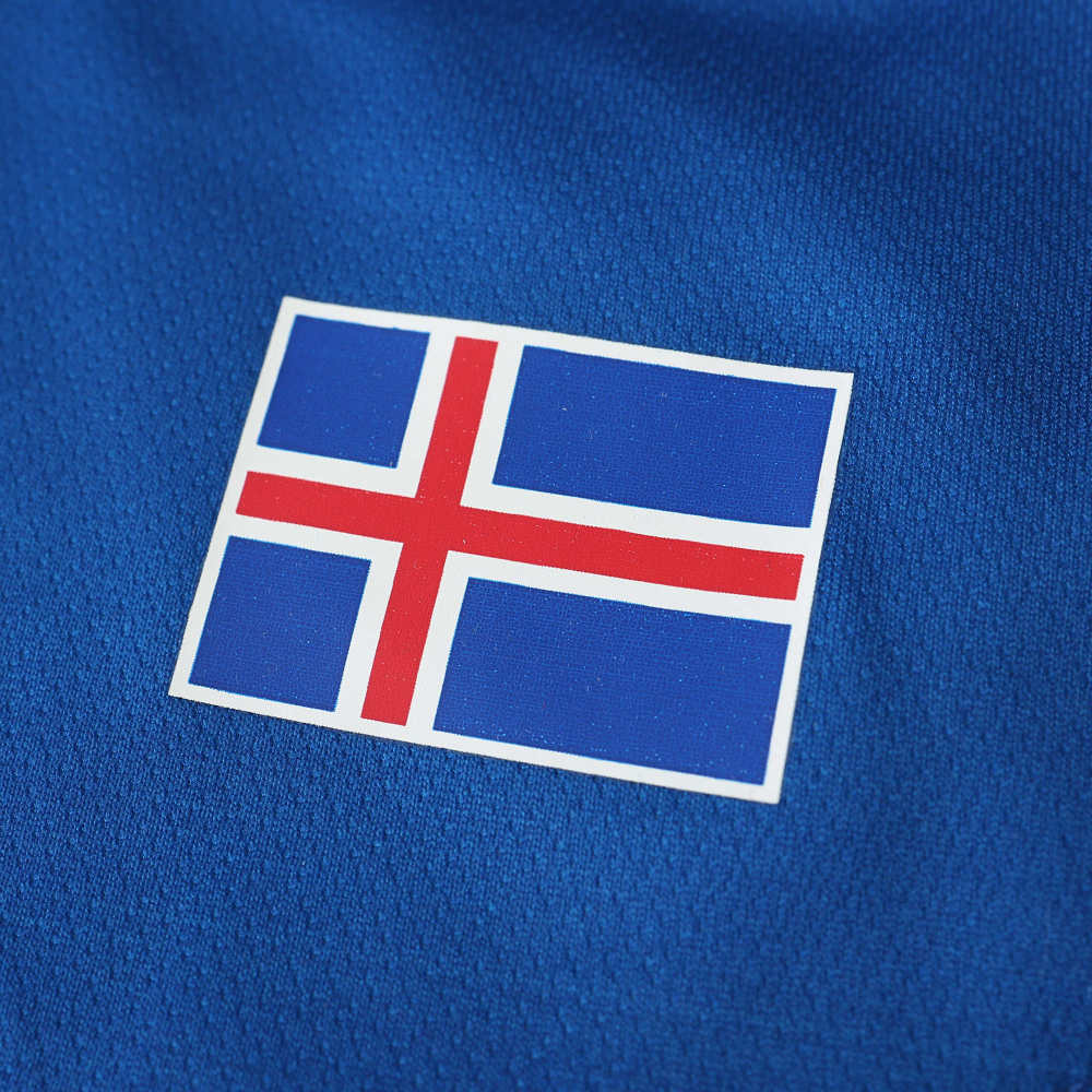 1617season Iceland home retro Fan version