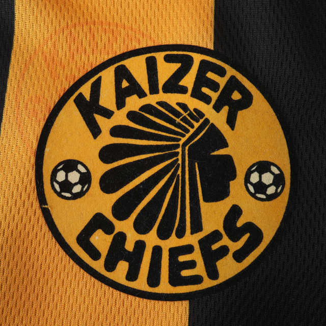 2425 season KaizerChiefsFC home retro Fan version