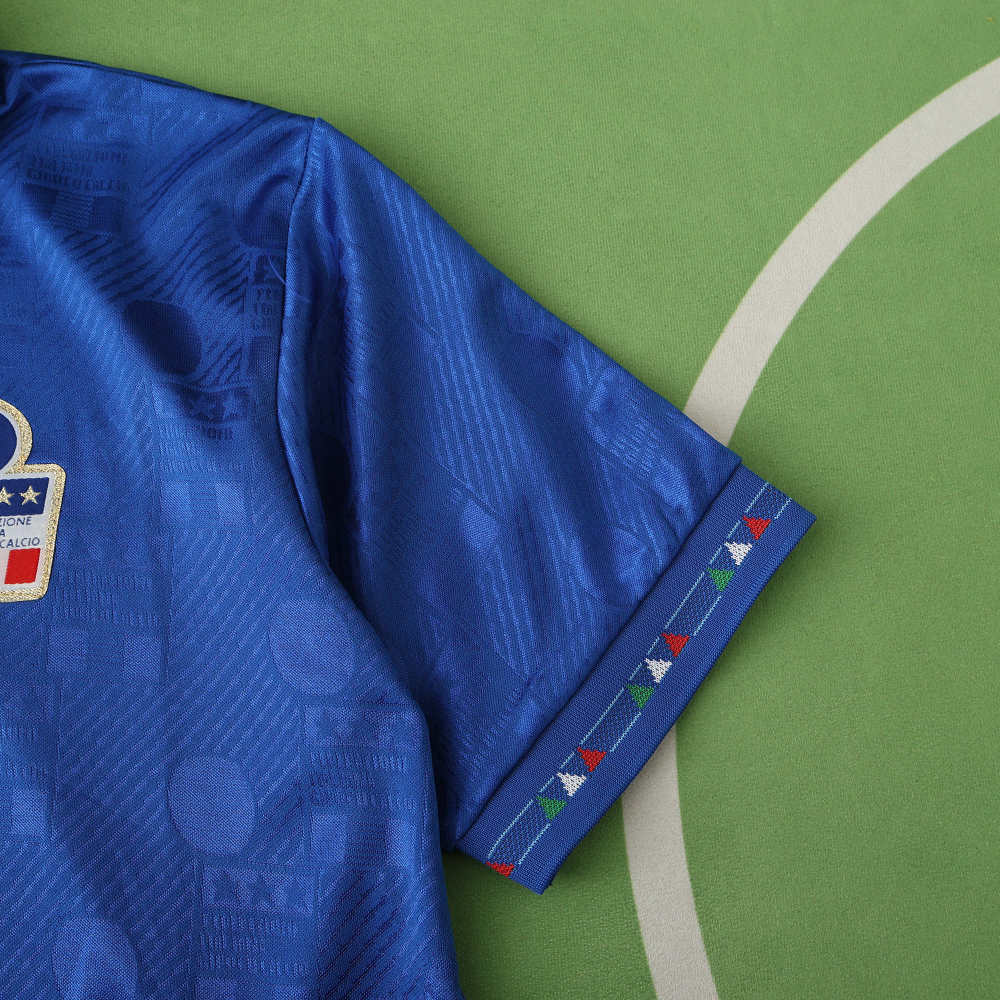 1994 season Italy home retro Fan version