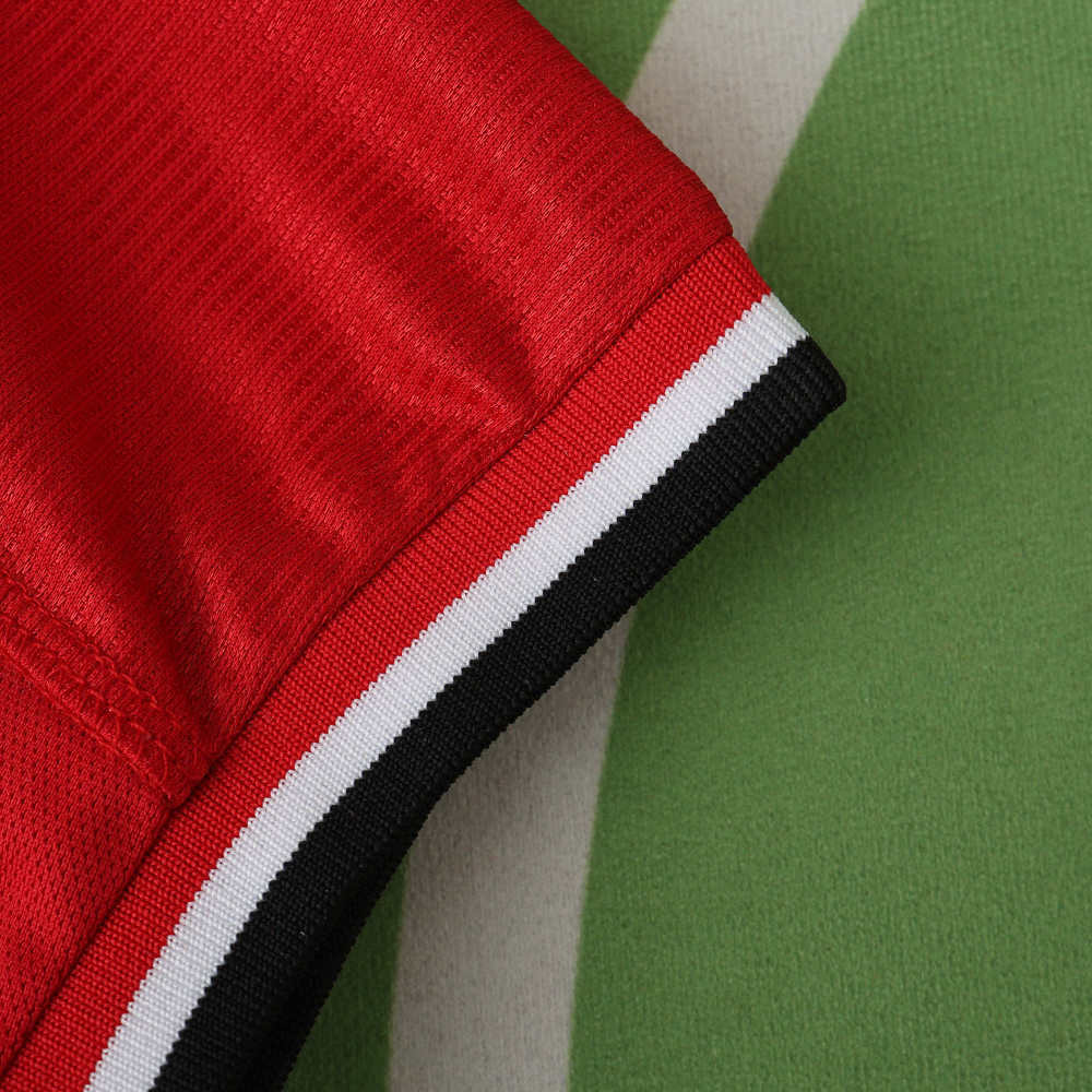 0002 season Manchester United F.C. home retro Fan version