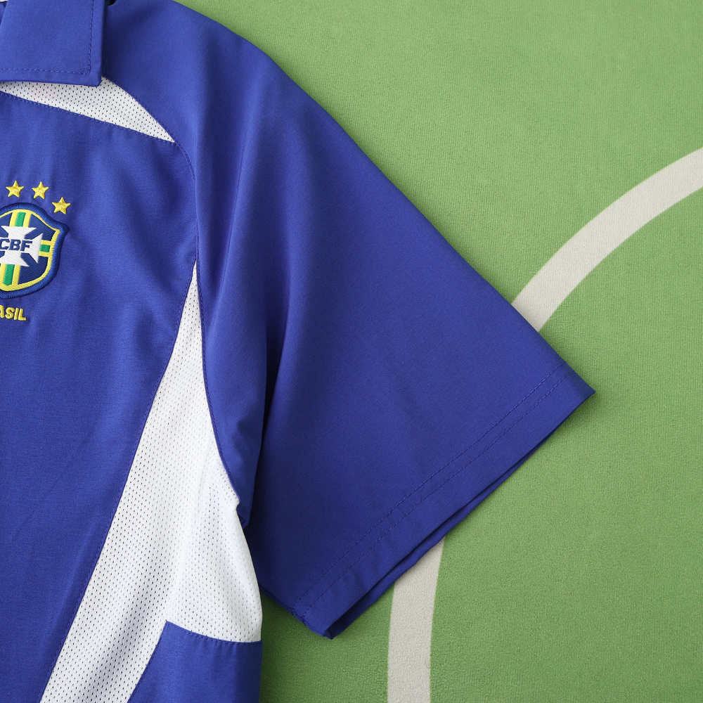2002 season Brazil away retro Fan version