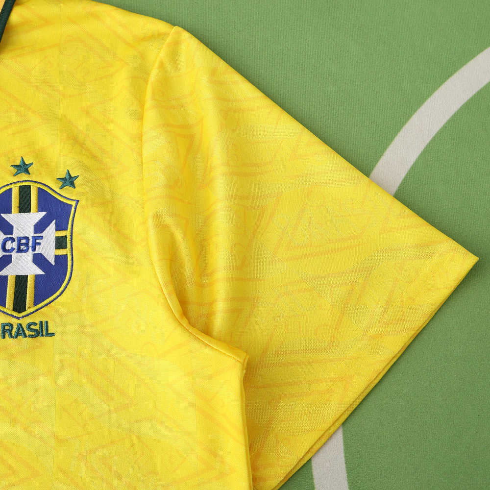 9193 season Brazil home retro Fan version