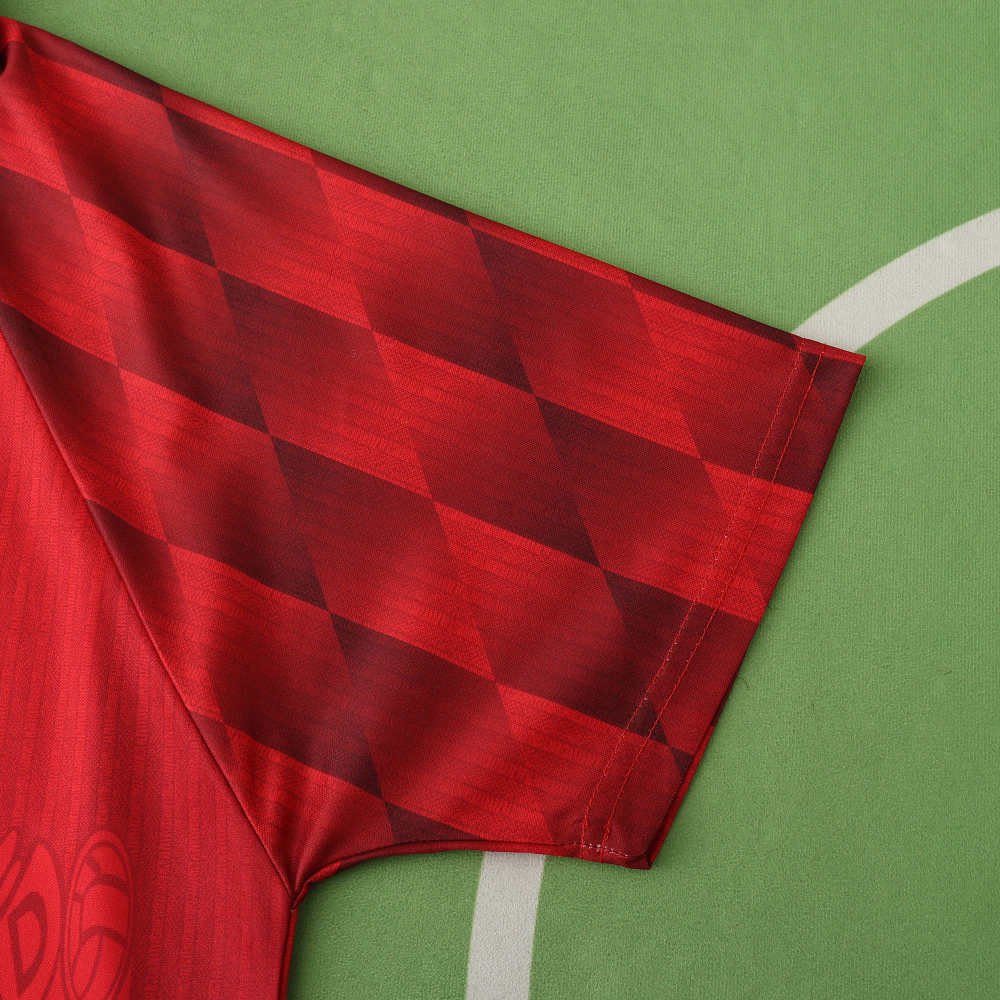 9697 season Manchester United F.C. home retro Fan version
