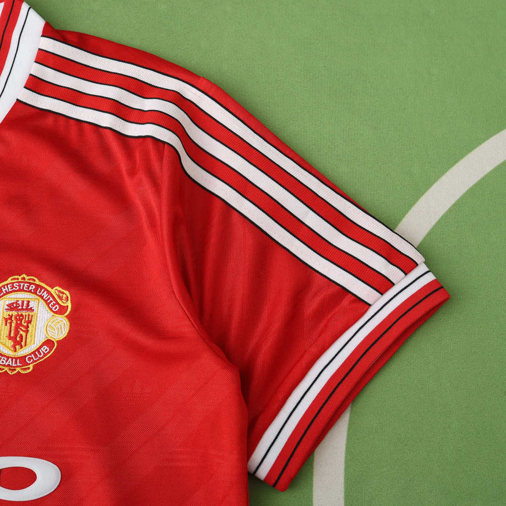 1984 season Manchester United F.C. home retro Fan version