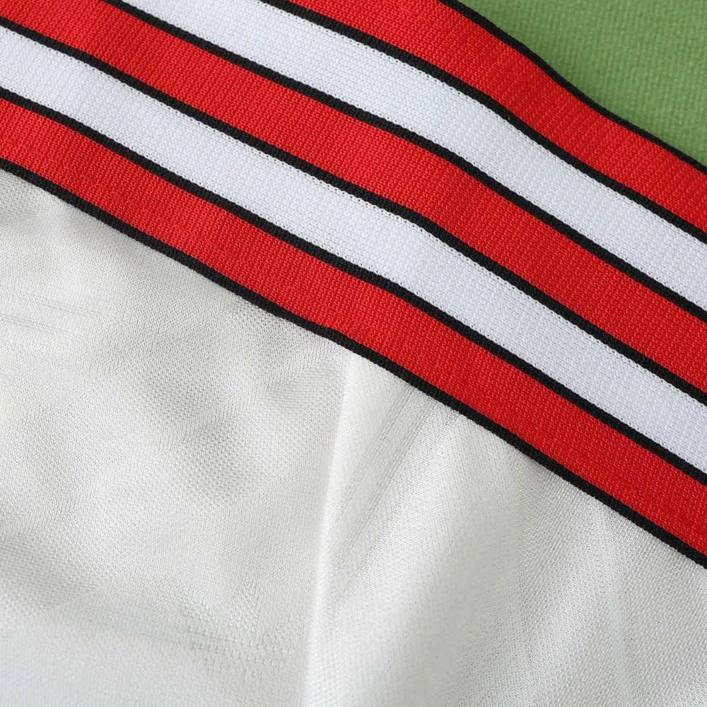 8890 season Manchester United F.C. away retro Fan version