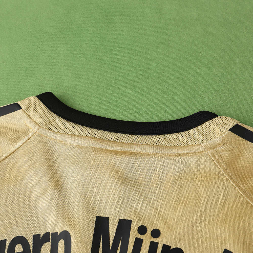0405 season Fußball-Club Bayern München home retro Fan version