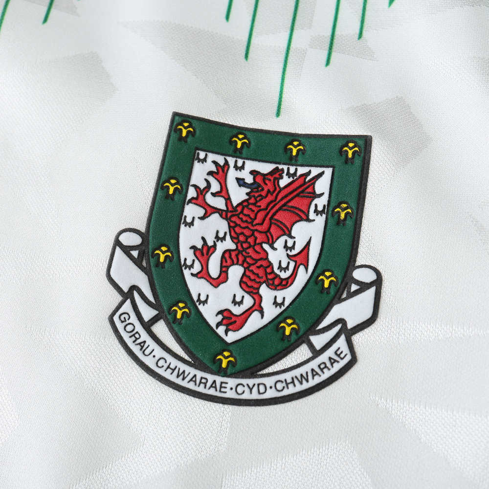 9092 season Welsh away retro Fan version