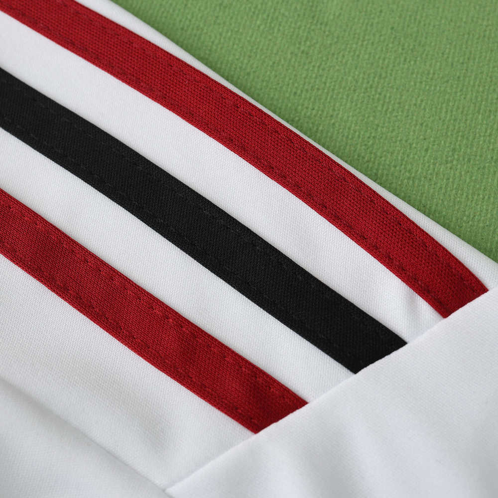 0910 season A.C. Milan away retro Fan version