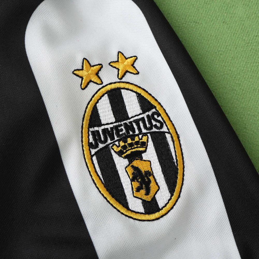 9899 season Juventus F.C. home retro Fan version