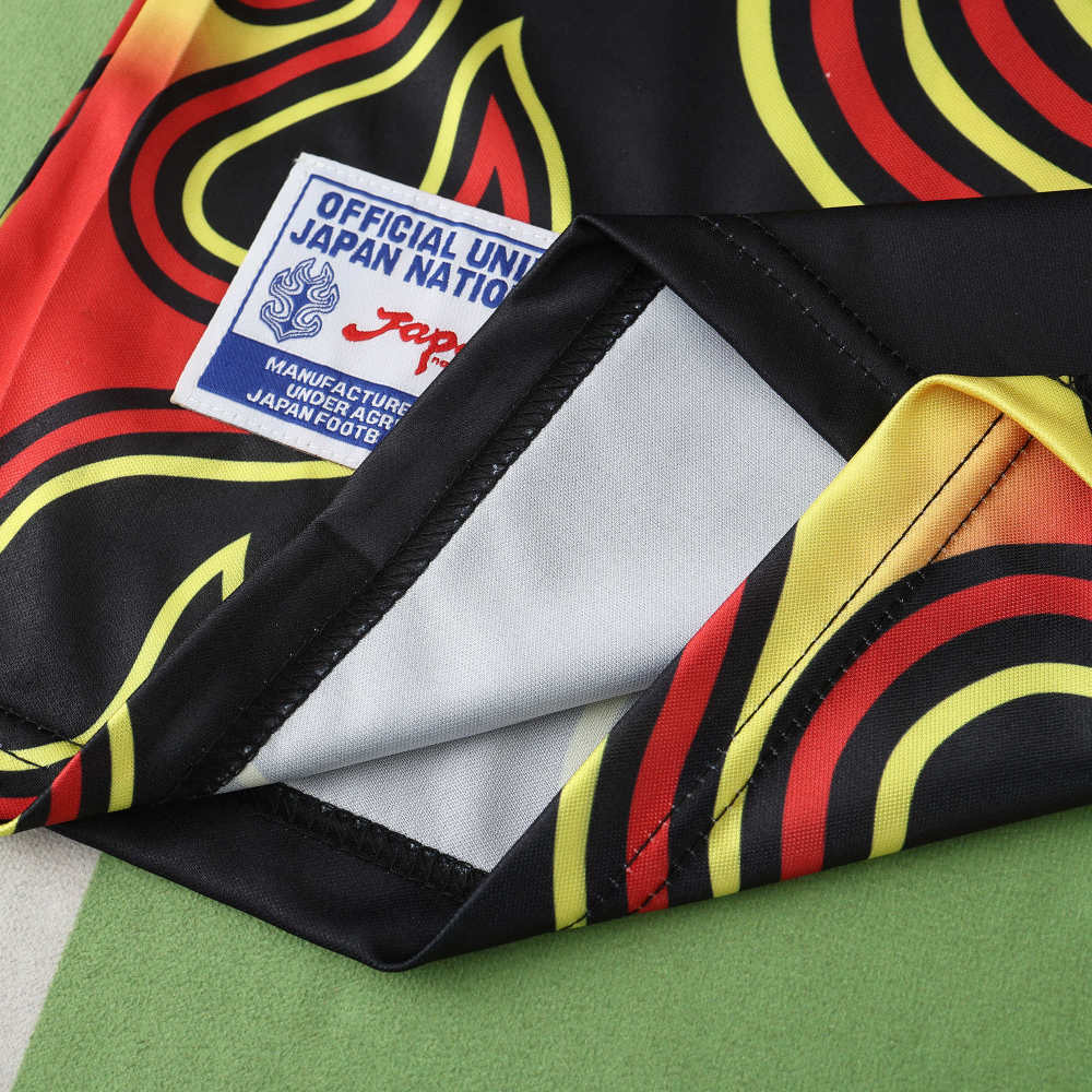 1998 season Japan Goalkeeper long sleeved retro Fan version