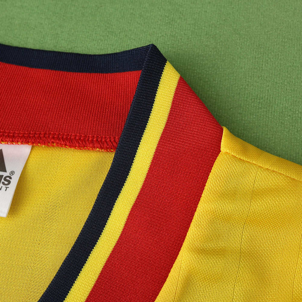 9394 season Arsenal F.C. away retro Fan version