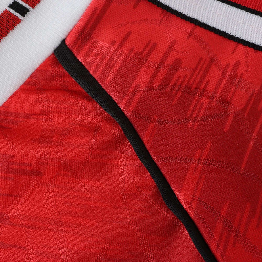 9192 season Manchester United F.C. home  retro Fan version