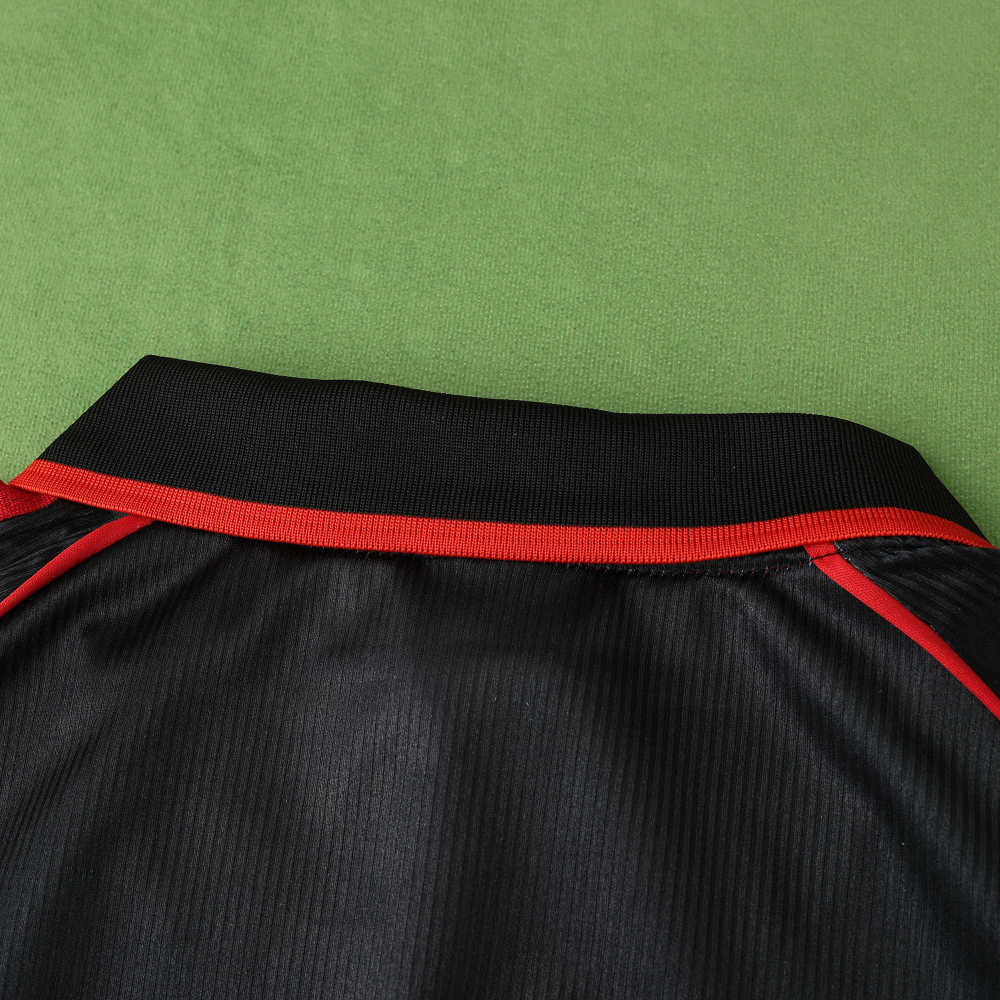 9899 season A.C. Milan third retro Fan version