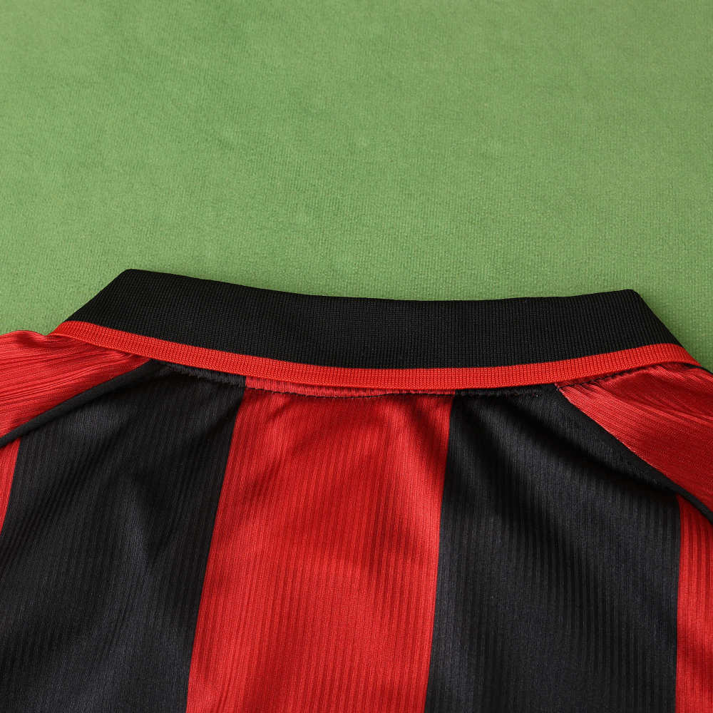 9899 season A.C. Milan home retro Fan version