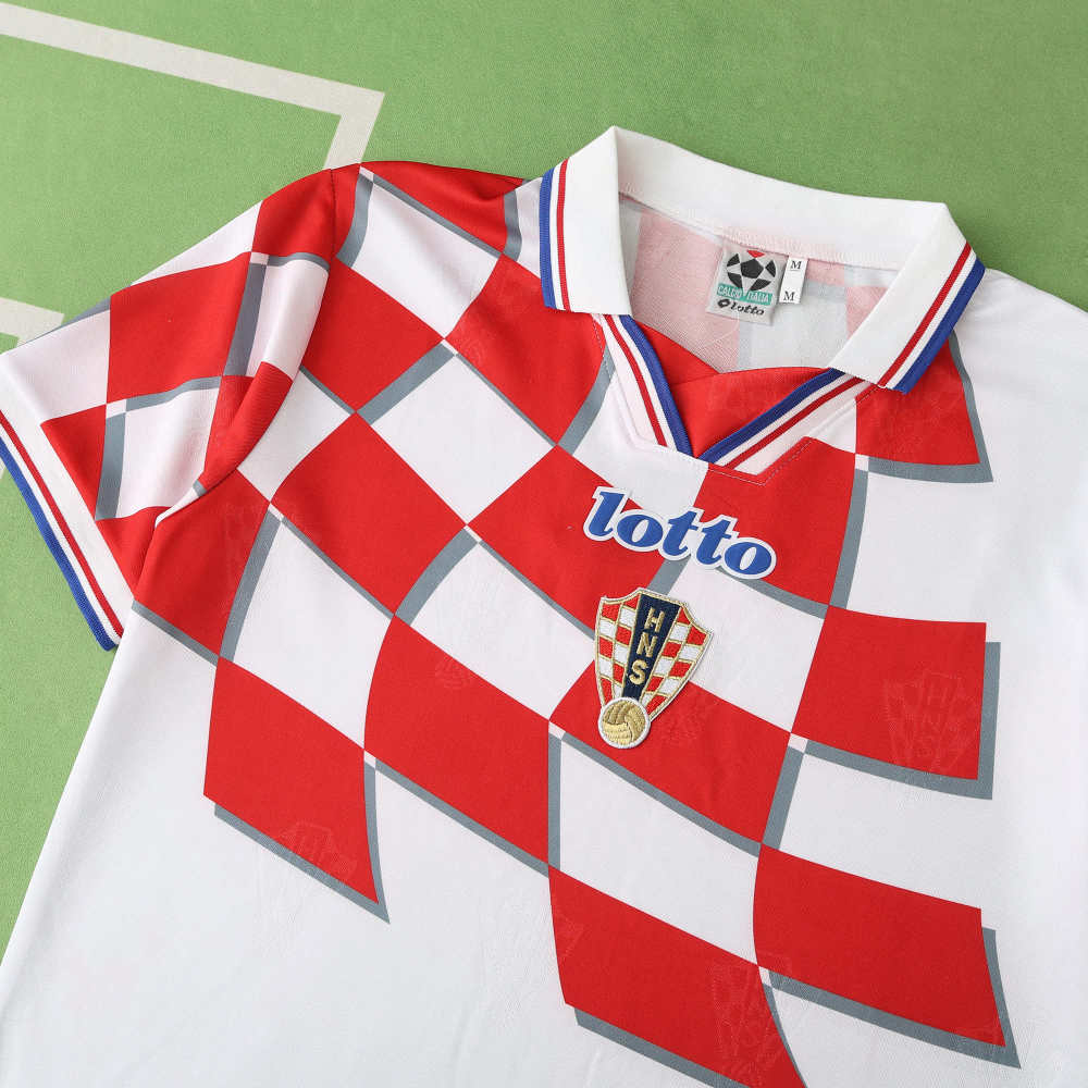 1998 season Croatia home retro Fan version
