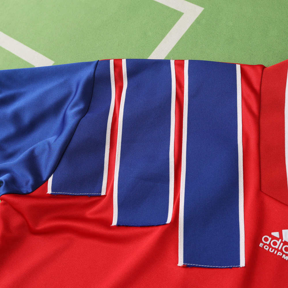 9395 season Fußball-Club Bayern München homeretro Fan version