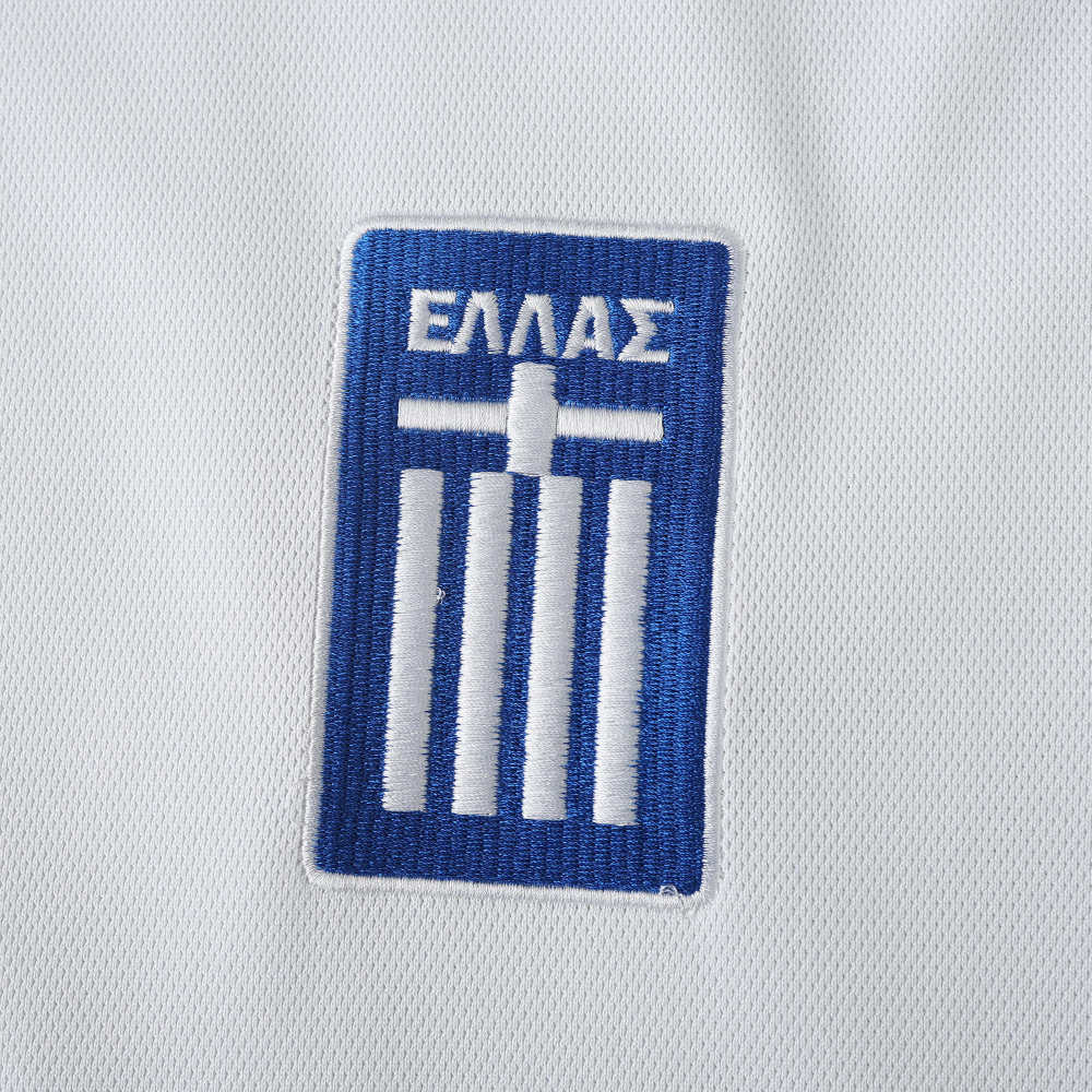 2004 season Greece away retro Fan version