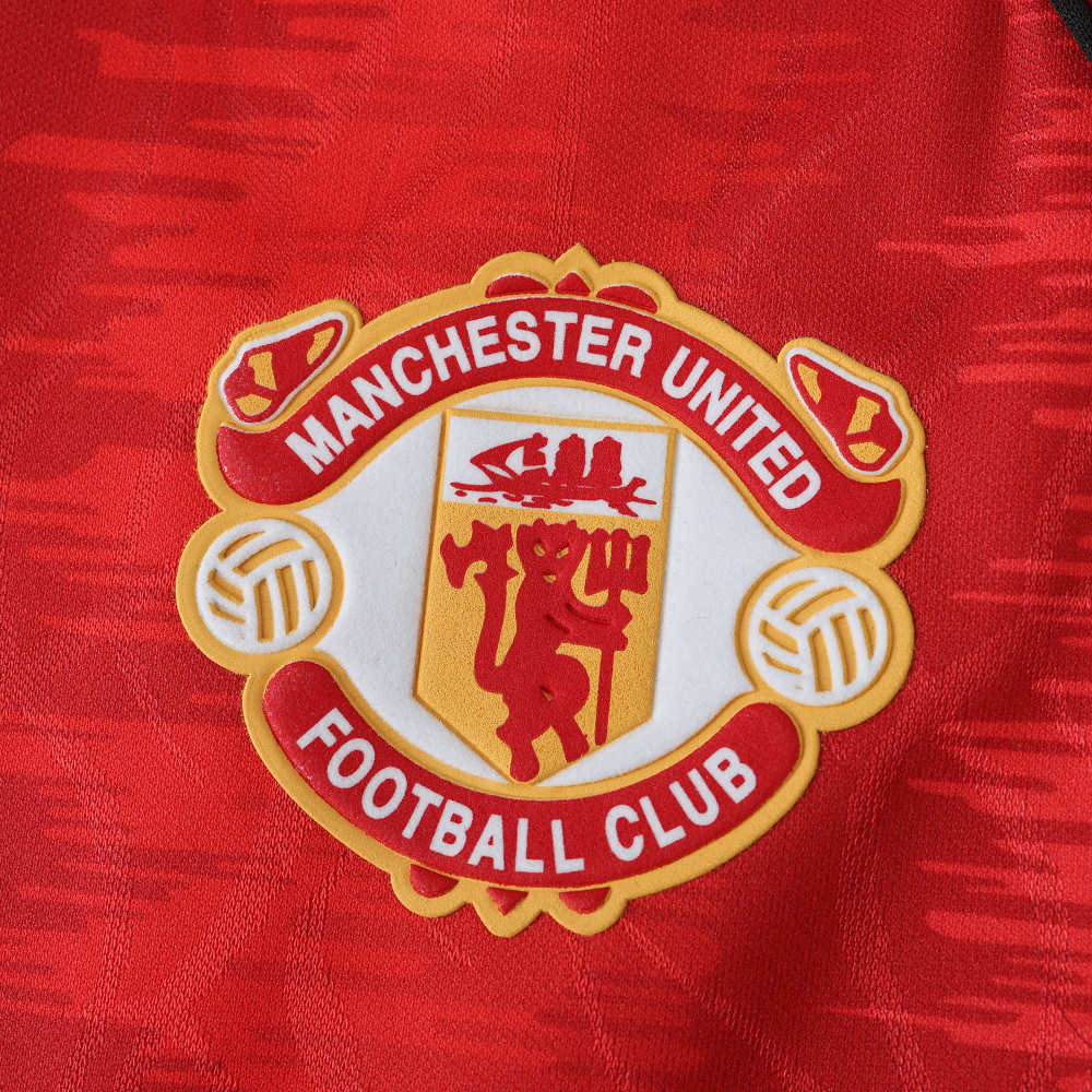 9192 season Manchester United F.C. home  retro Fan version