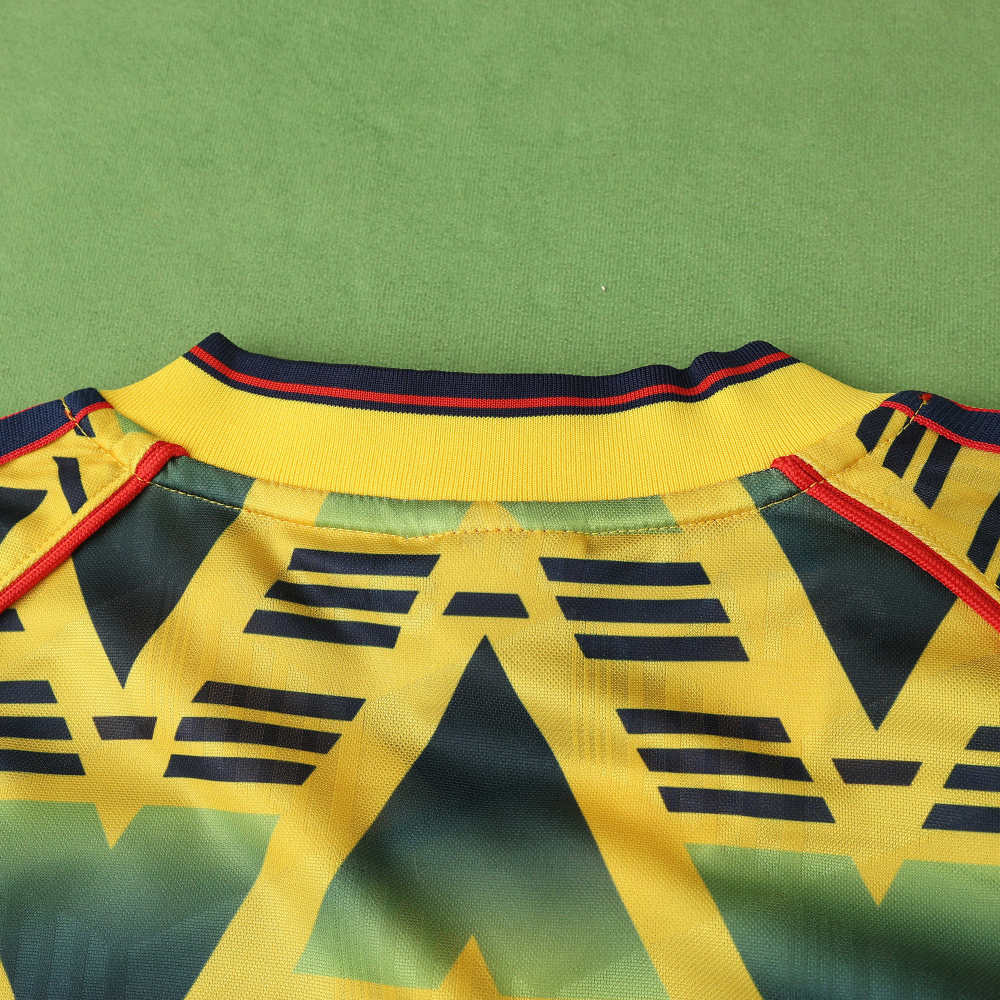 9193 season Arsenal F.C. away retro Fan version