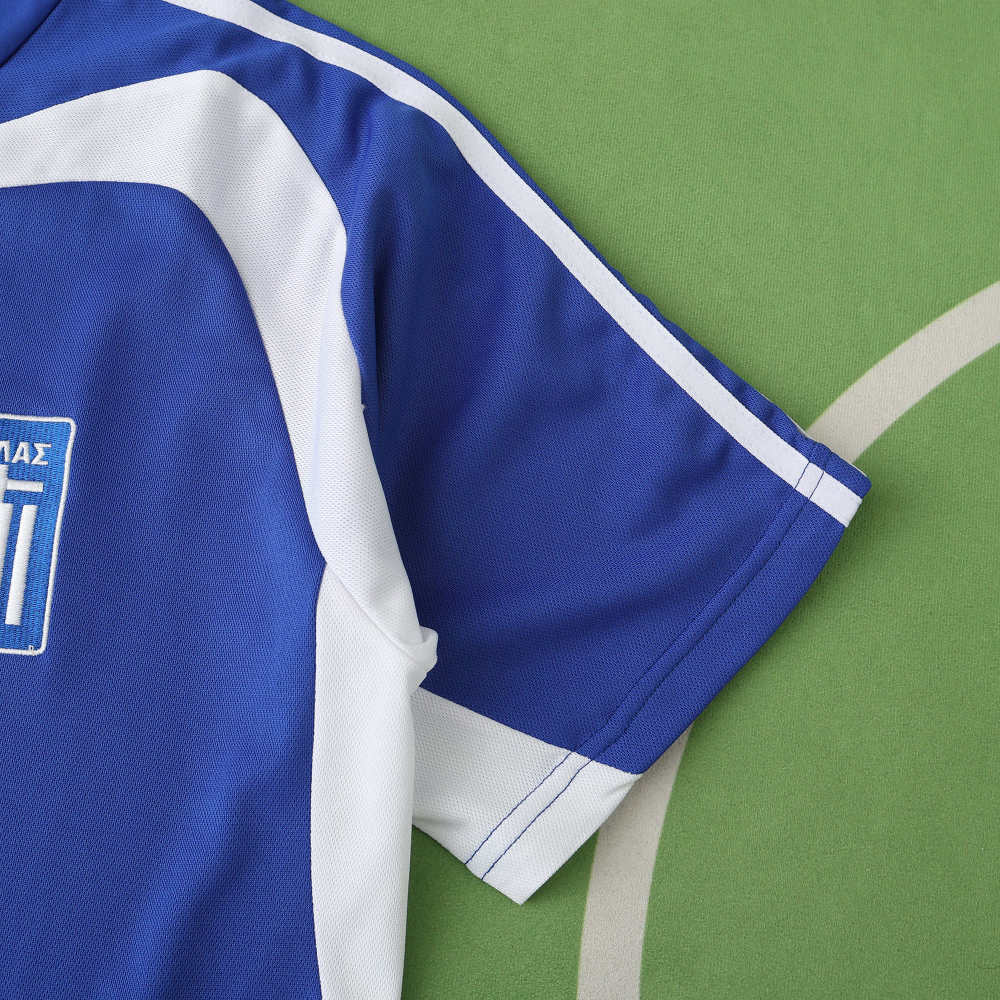 2004 season Greece home retro Fan version