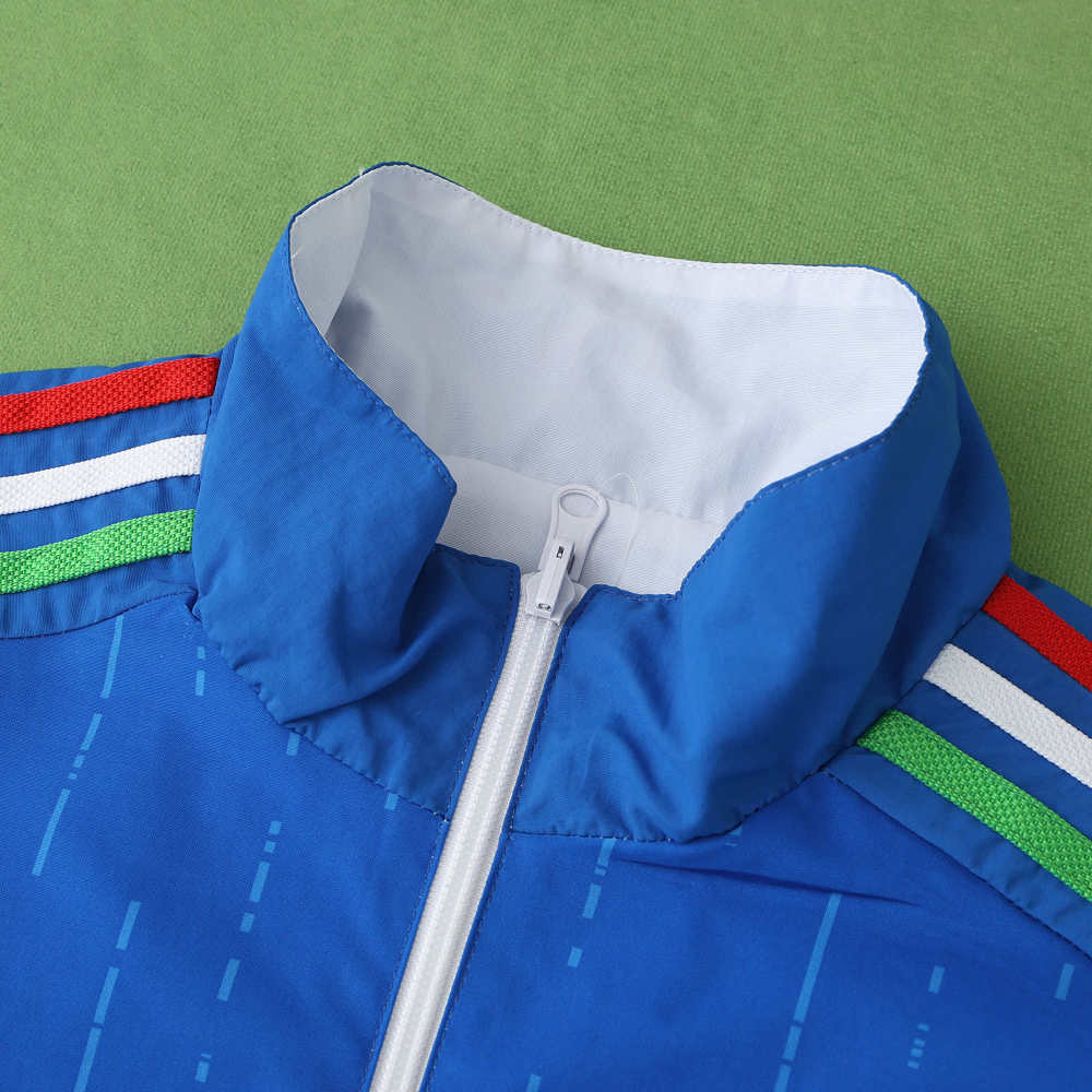 2425 Italy Wear on both sides windbreaker