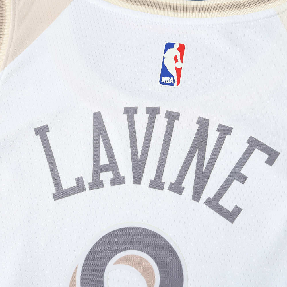 2425 NBA Chicago Bulls 8#LAVINE