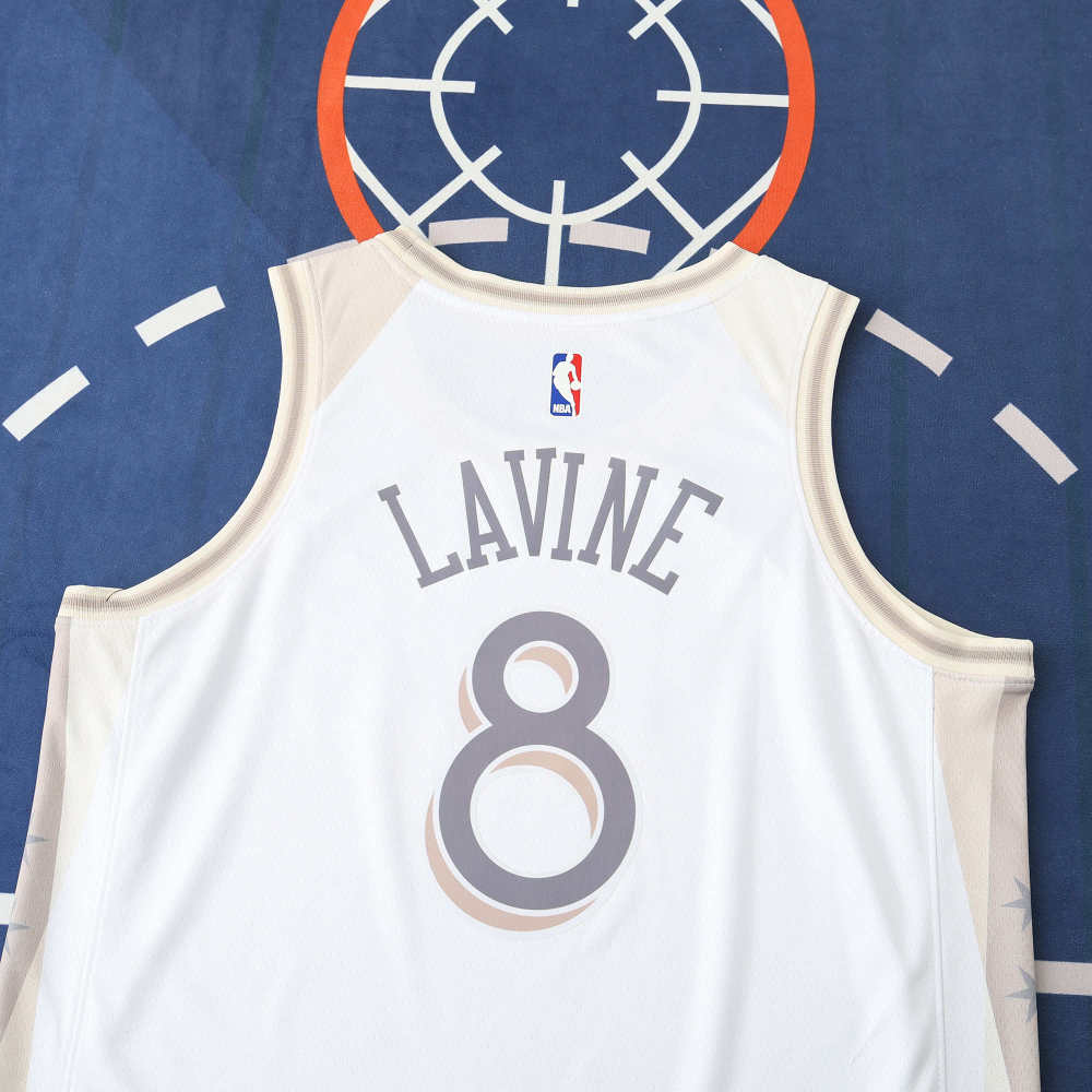 2425 NBA Chicago Bulls 8#LAVINE