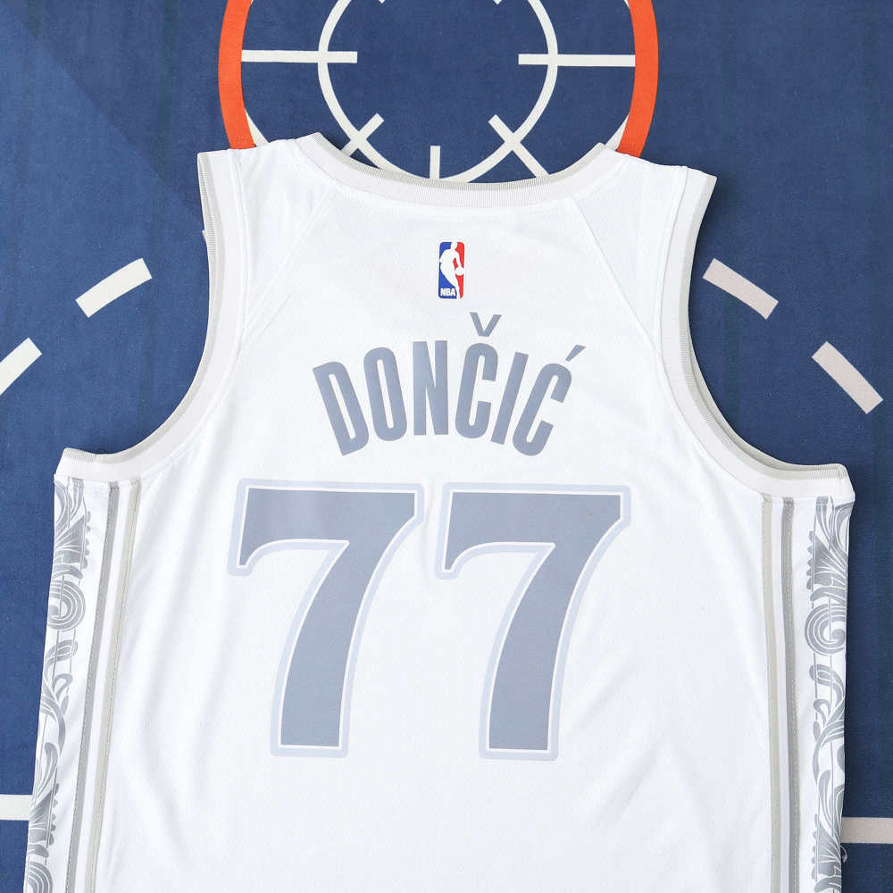 2425 NBA Dallas Mavericks 77#DONCIC
