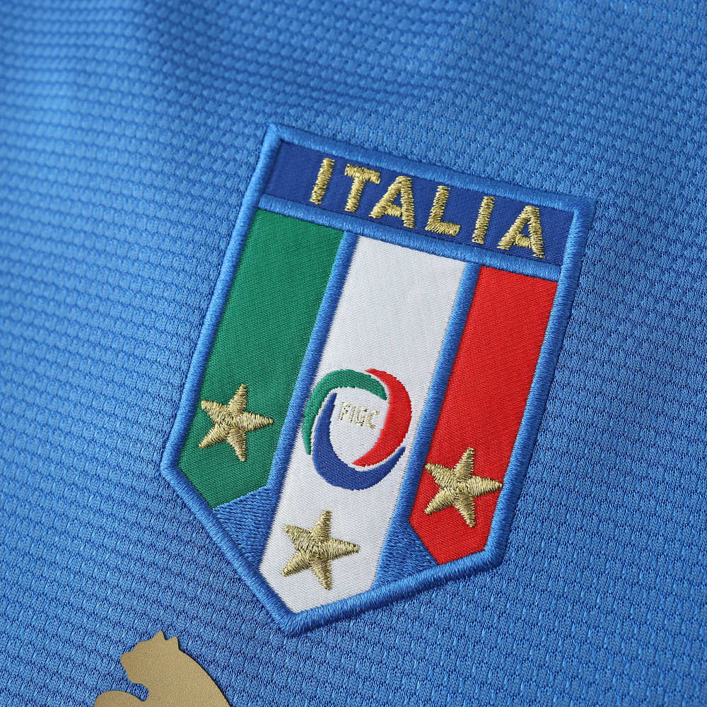 2006 season Italy home Long sleeved retro Fan version