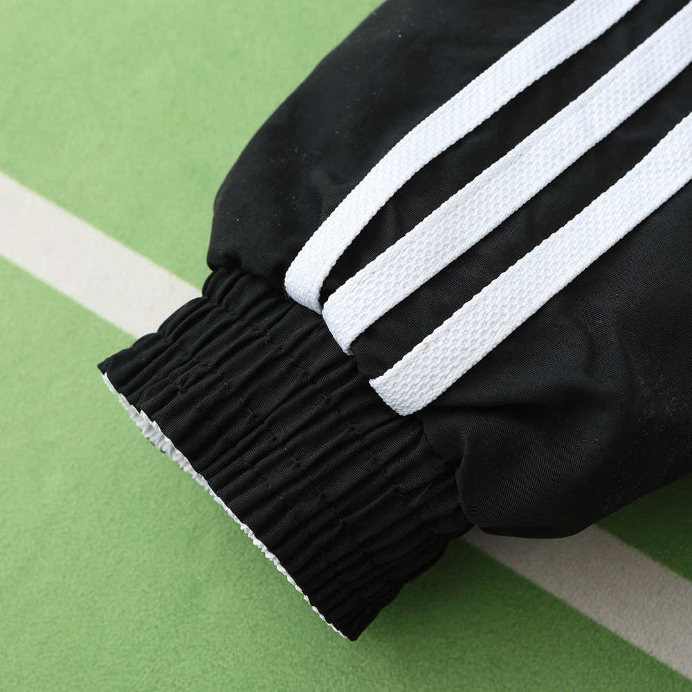 2425 Germany Wear on both sides windbreaker