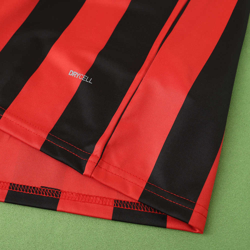 2425 season A.C. Milan 125 anniversary Fan version