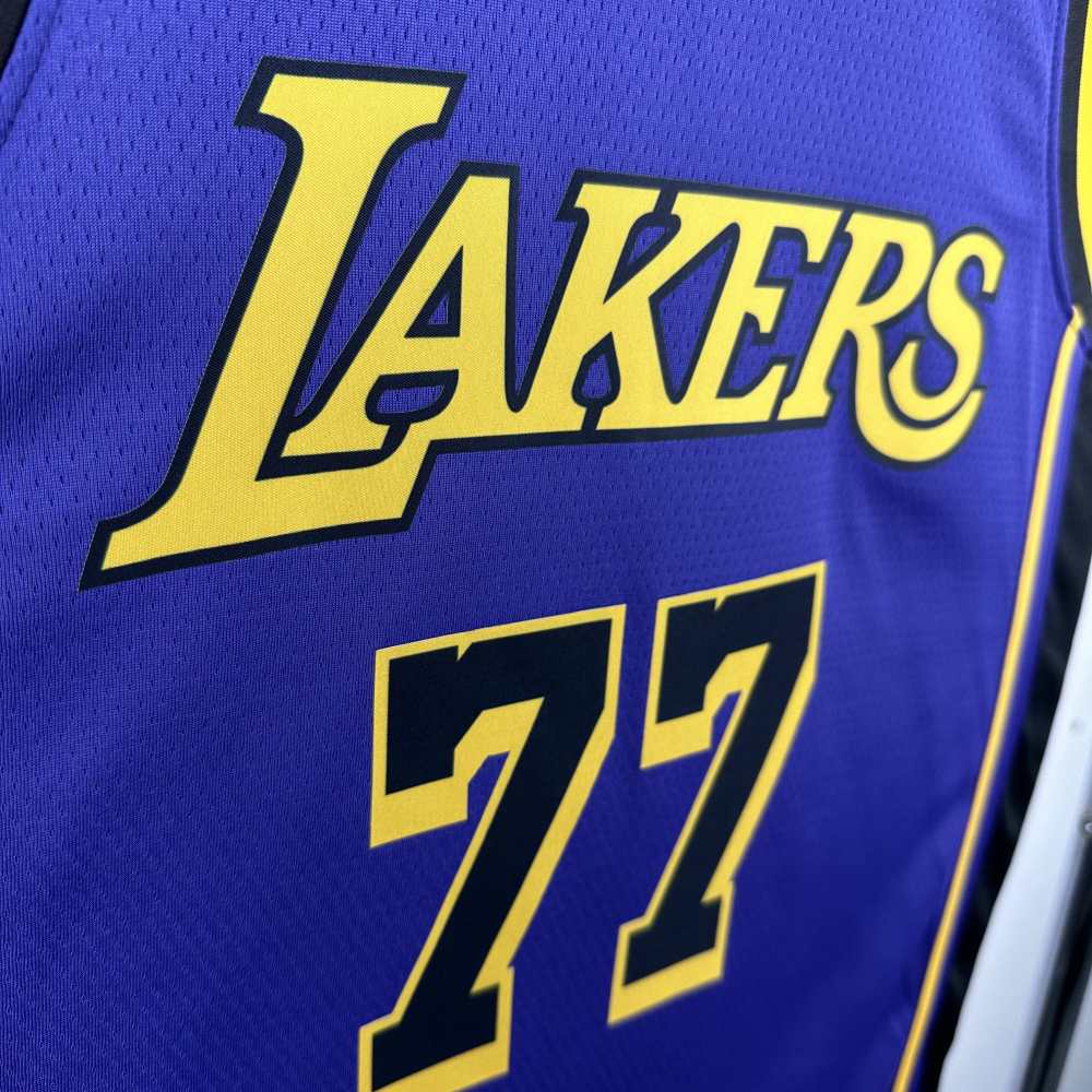 NBA L.A. Lakers 77#DONCIC