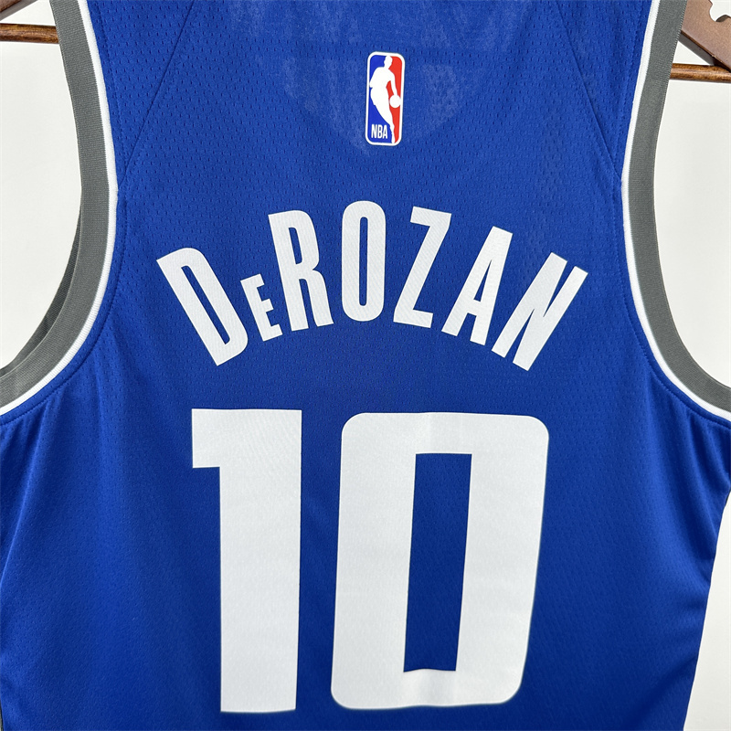 NBA Sacramento Kings 10#DEROZAN