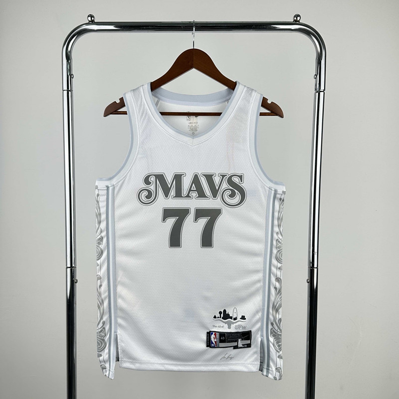 NBA Dallas Mavericks 77#DONCIC