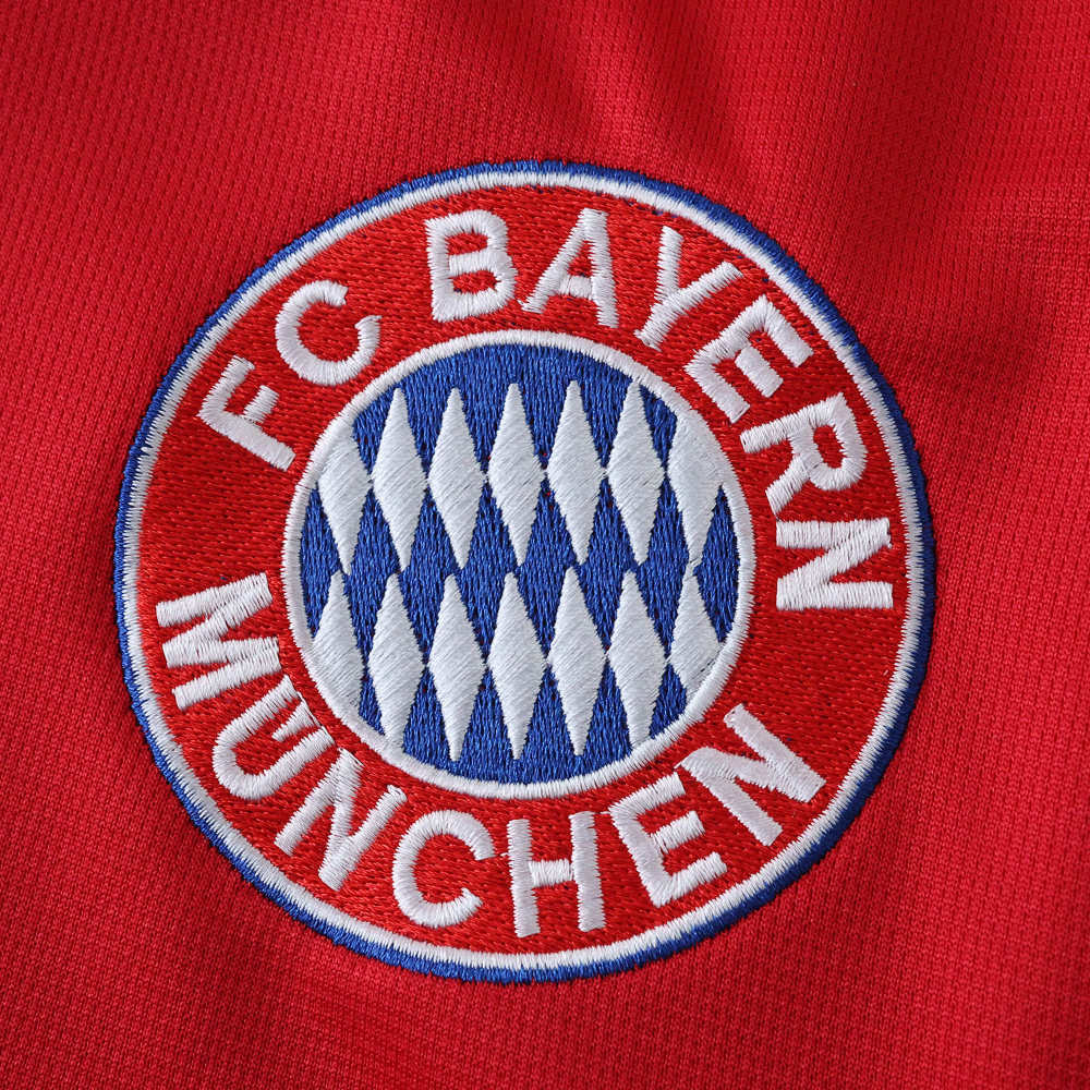 0203 season Fußball-Club Bayern München home retro Fan version