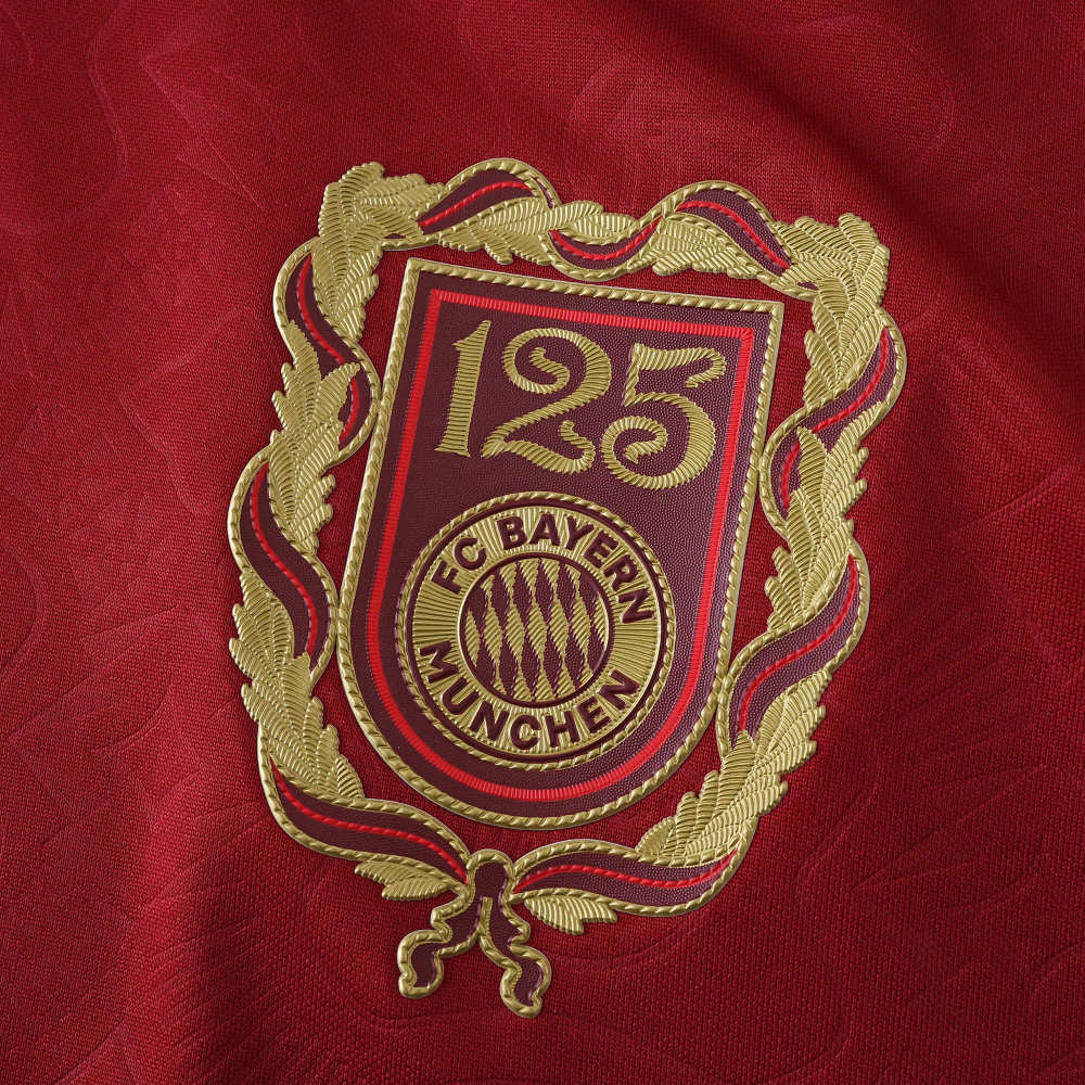 2425 Fußball-Club Bayern München 125th anniversary Fan version